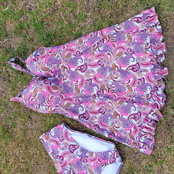 Pink Paisley 2 Piece Bathing Suit NWOT - Picture 2 of 9